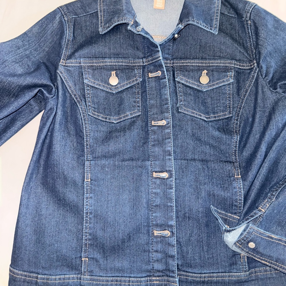 Chicos Classic Blue Denim Jacket Stretch New